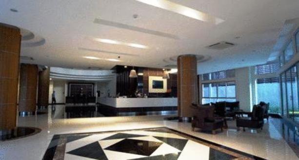 August Suites Pattaja Kültér fotó