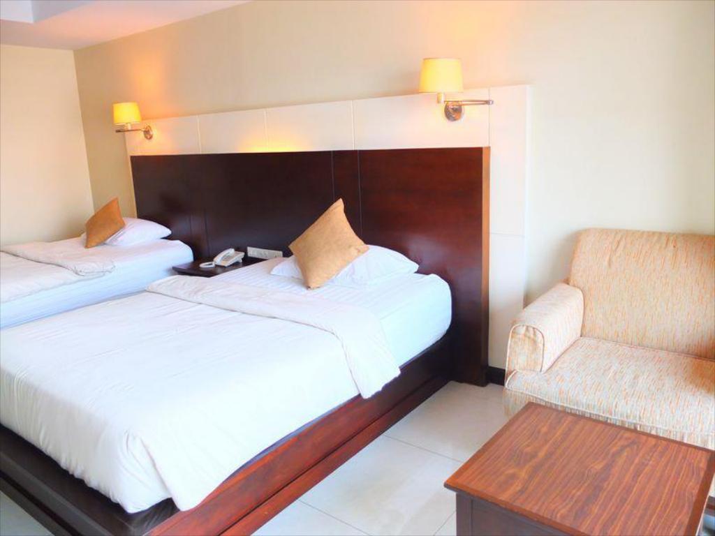 August Suites Pattaja Kültér fotó