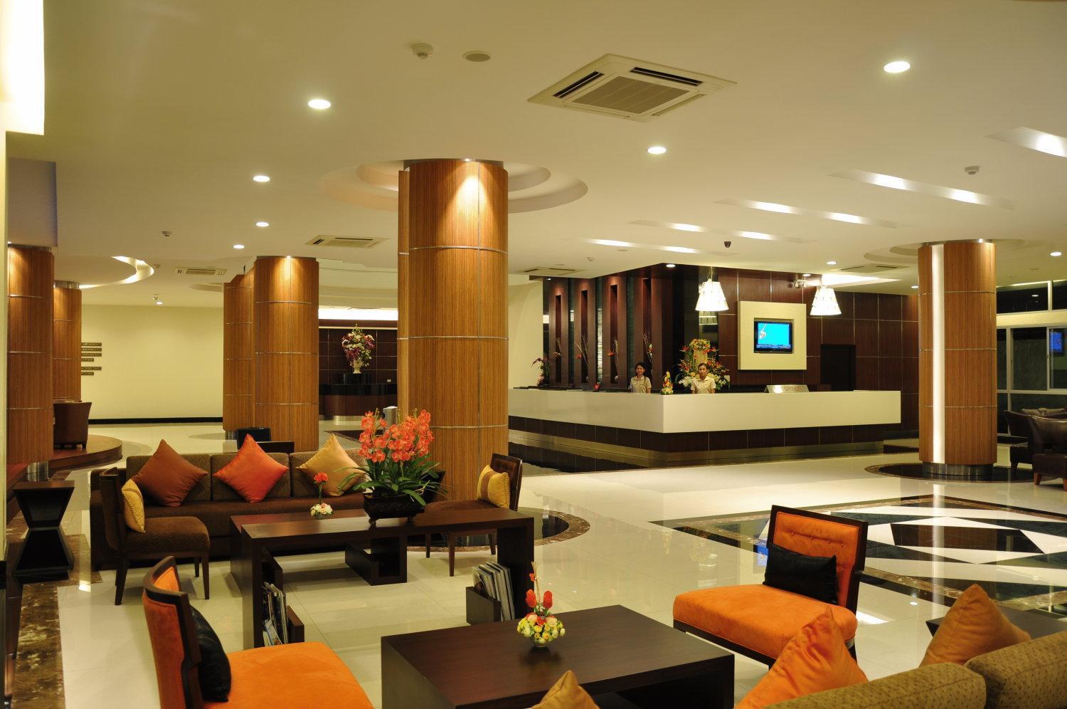 August Suites Pattaja Kültér fotó